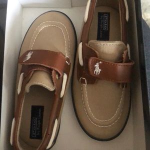 New Polo RL boys boat shoes size 9 , Khaki/Tan